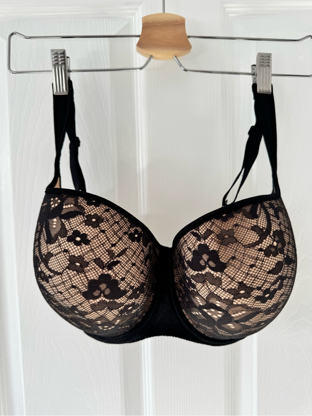 Empriente Melody Moulded Cup Bra - 34F Black Lace